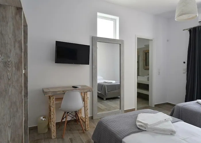 Nisides 나오우사