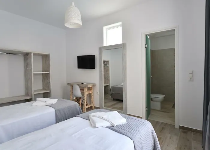 Nisides 나오우사