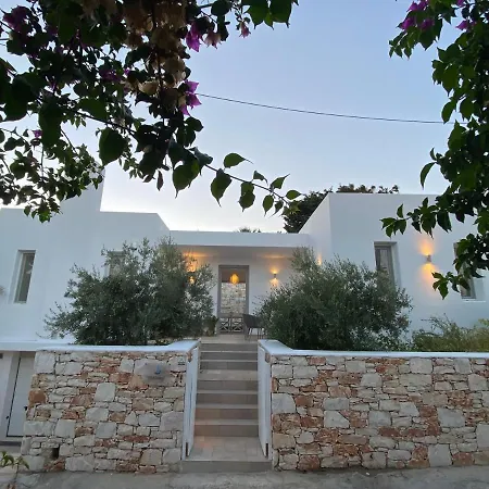 Villa Nisides Náusza
