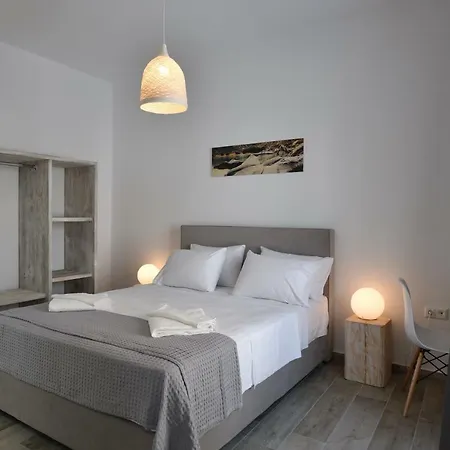 Nisides Villa *