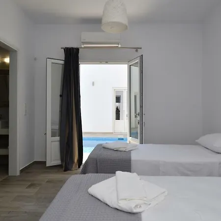 Nisides Villa *